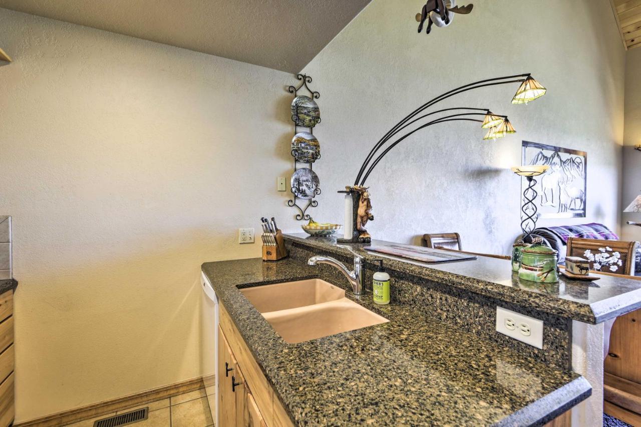 Pagosa Springs Townhome With View Hike And Fish! Екстериор снимка